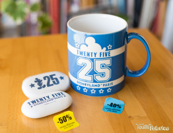 (en soldes) Mug et gommes, 25ème anniversaire de Disneyland Paris